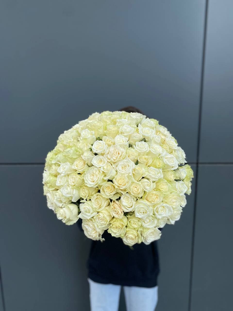 101 белая роза